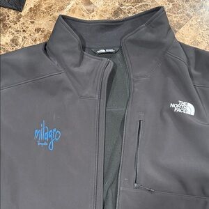 The North Face Men's Black Performance Jacket